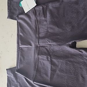 Beyond Yoga Feline Jacquard High Waisted Midi Legging grey size L